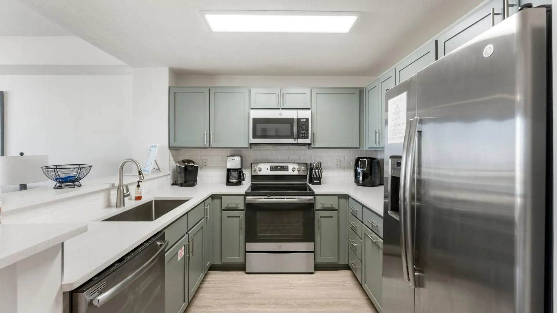 Pier Paradise At Calypso Resort Tower 3 #809 By Nautical Properties Panama City Beach Apartment